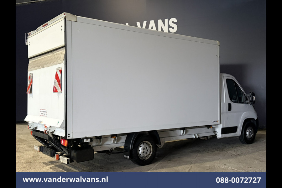 Peugeot Boxer 2.2 BlueHDi 141pk Bakwagen Laadklep Euro6 Airco | Cruisecontrol | 955kg laadvermogen Bijrijdersbank