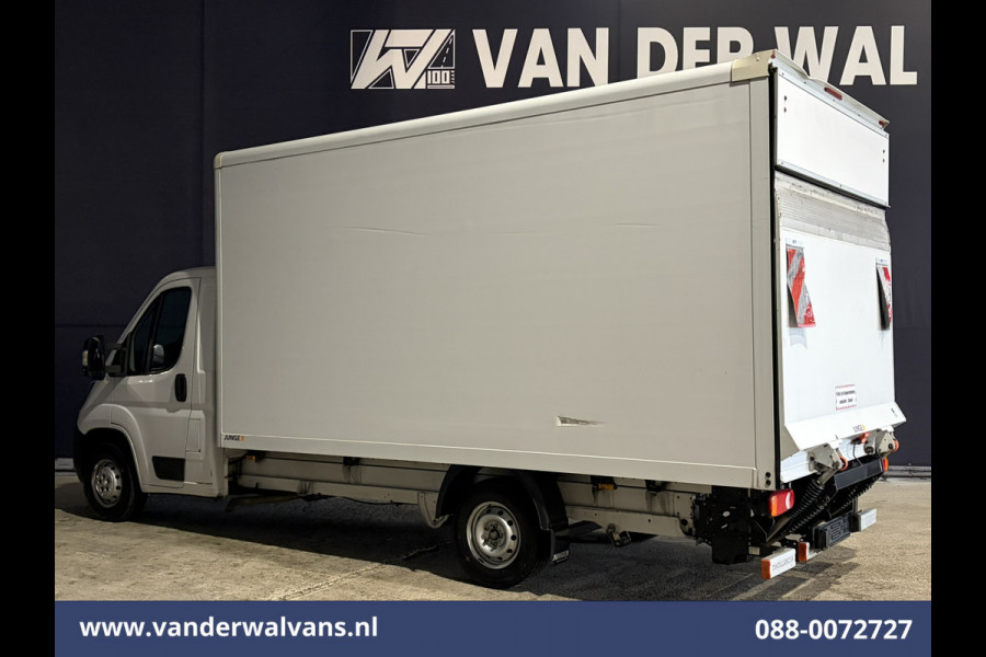 Peugeot Boxer 2.2 BlueHDi 141pk Bakwagen Laadklep Euro6 Airco | Cruisecontrol | 955kg laadvermogen Bijrijdersbank