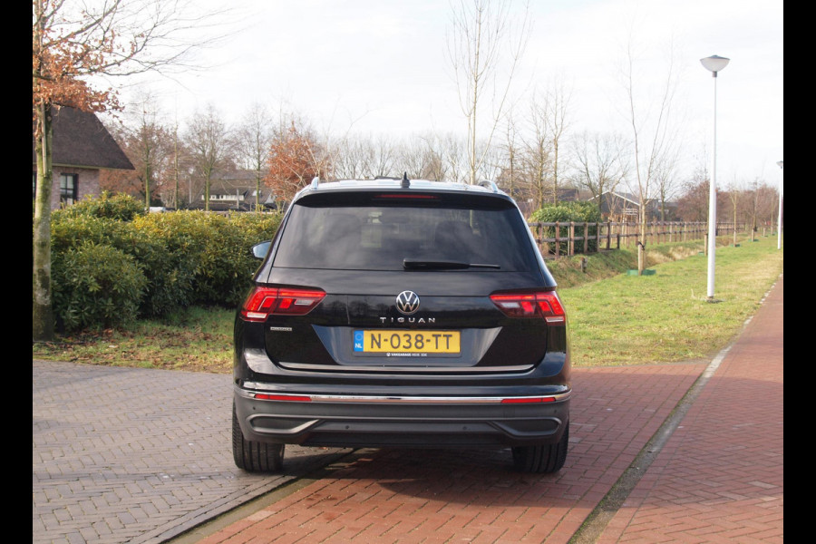 Volkswagen Tiguan Allspace 1.5 TSI Life Business 7p. | Camera | Apple Carplay | Cruise Control | 20 inch |