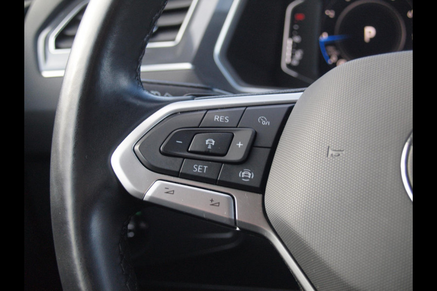 Volkswagen Tiguan Allspace 1.5 TSI Life Business 7p. | Camera | Apple Carplay | Cruise Control | 20 inch |