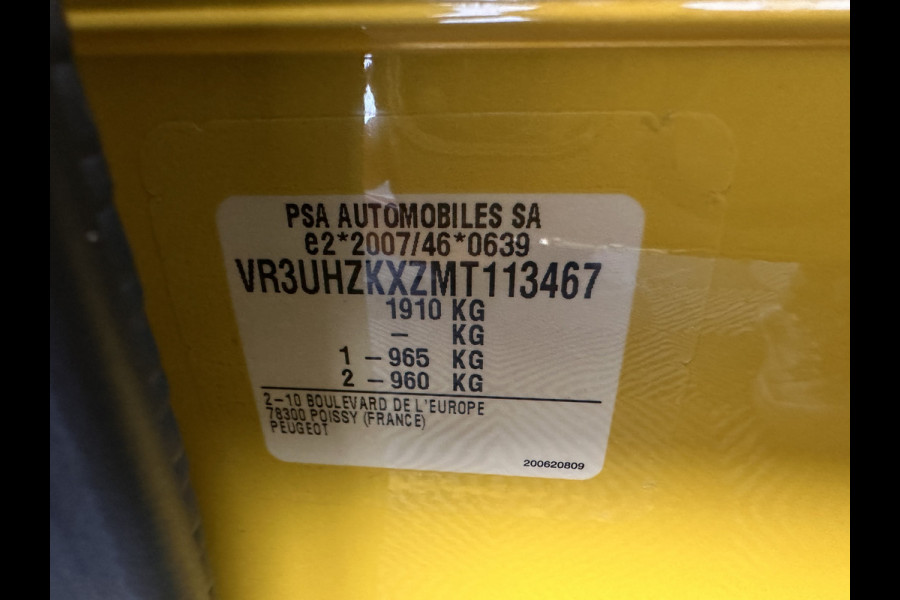 Peugeot e-208 EV Allure Pack 50 kWh (3-Fase-11kW) {SOH-89%} Aut.*HEATPUMP | LEATHER-FABRIC | FULL-LED | DIGI-COCKPIT | BLINDSPOT | CAMERA | AMBIENTLIGHT | NAVI-FULLMAP | LANE-ASSIST | KEYLESS | DAB | PRIVACYGLASS | HEATED-SPORTSEATS | CARPLAY | 16"ALU