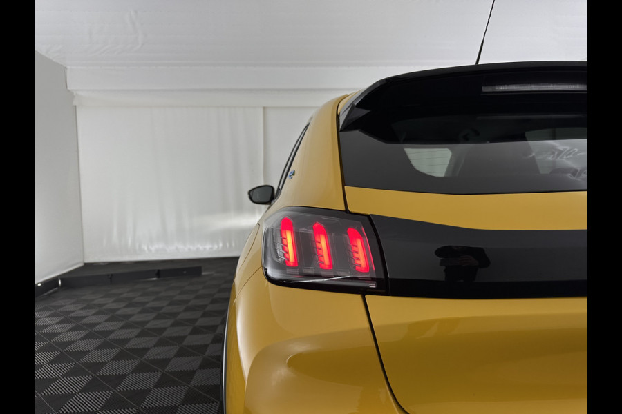 Peugeot e-208 EV Allure Pack 50 kWh (3-Fase-11kW) {SOH-89%} Aut.*HEATPUMP | LEATHER-FABRIC | FULL-LED | DIGI-COCKPIT | BLINDSPOT | CAMERA | AMBIENTLIGHT | NAVI-FULLMAP | LANE-ASSIST | KEYLESS | DAB | PRIVACYGLASS | HEATED-SPORTSEATS | CARPLAY | 16"ALU