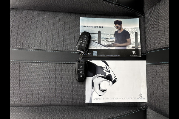 Peugeot e-208 EV Allure Pack 50 kWh (3-Fase-11kW) {SOH-89%} Aut.*HEATPUMP | LEATHER-FABRIC | FULL-LED | DIGI-COCKPIT | BLINDSPOT | CAMERA | AMBIENTLIGHT | NAVI-FULLMAP | LANE-ASSIST | KEYLESS | DAB | PRIVACYGLASS | HEATED-SPORTSEATS | CARPLAY | 16"ALU