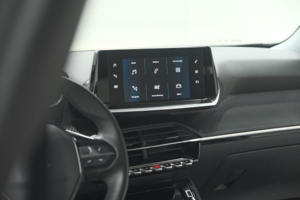 Peugeot e-2008 EV Allure 50 kWh | SOH=96.7 % | 3 Fase Laadfunctie | Camera | Navigatie | Parkeersensoren | Apple Carplay