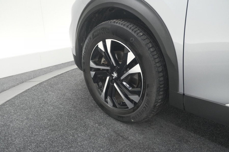 Peugeot e-2008 EV Allure 50 kWh | SOH=96.7 % | 3 Fase Laadfunctie | Camera | Navigatie | Parkeersensoren | Apple Carplay