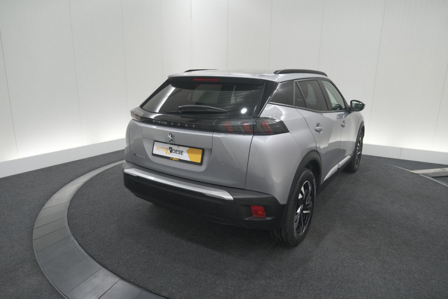 Peugeot e-2008 EV Allure 50 kWh | SOH=96.7 % | 3 Fase Laadfunctie | Camera | Navigatie | Parkeersensoren | Apple Carplay