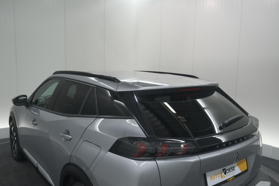 Peugeot e-2008 EV Allure 50 kWh | SOH=96.7 % | 3 Fase Laadfunctie | Camera | Navigatie | Parkeersensoren | Apple Carplay