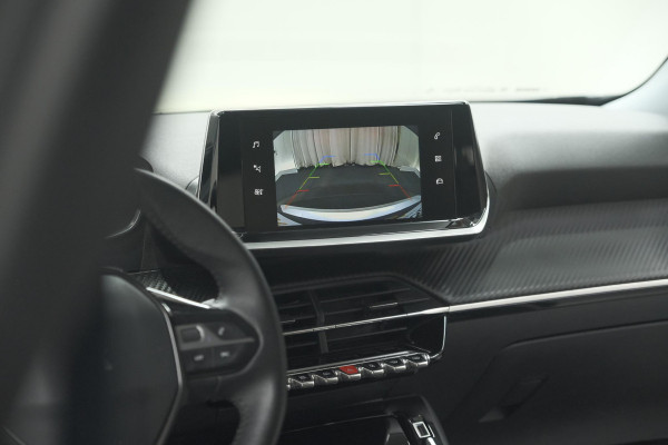Peugeot e-2008 EV Allure 50 kWh | SOH=96.7 % | 3 Fase Laadfunctie | Camera | Navigatie | Parkeersensoren | Apple Carplay