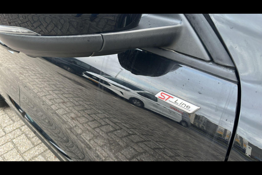 Ford Kuga 2.5 PHEV ST-Line X 243pk | Driver Assistance Pack | Panorama dak | Winterpack | Technology Pack | All Weatherbanden | 2.100kg Trekgewicht