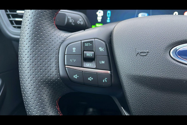 Ford Kuga 2.5 PHEV ST-Line X 243pk | Driver Assistance Pack | Panorama dak | Winterpack | Technology Pack | All Weatherbanden | 2.100kg Trekgewicht