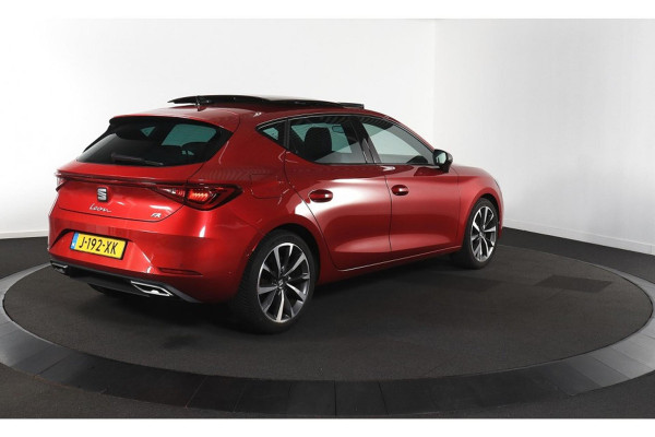 Seat Leon 1.5 TSI FR Launch Edition - Navi - Pano/schuifdak - Parkeerhulp - Org.NL