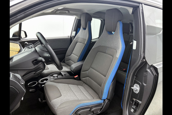BMW i3 Basis 120Ah 42 kWh (NL-auto, 93% SoH, Navi Pro, Harman/Kardon, StoelV, Camera, Parkeersensoren, Etc)