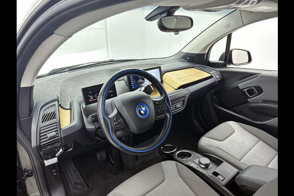 BMW i3 Basis 120Ah 42 kWh (NL-auto, 93% SoH, Navi Pro, Harman/Kardon, StoelV, Camera, Parkeersensoren, Etc)