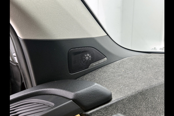 BMW i3 Basis 120Ah 42 kWh (NL-auto, 93% SoH, Navi Pro, Harman/Kardon, StoelV, Camera, Parkeersensoren, Etc)