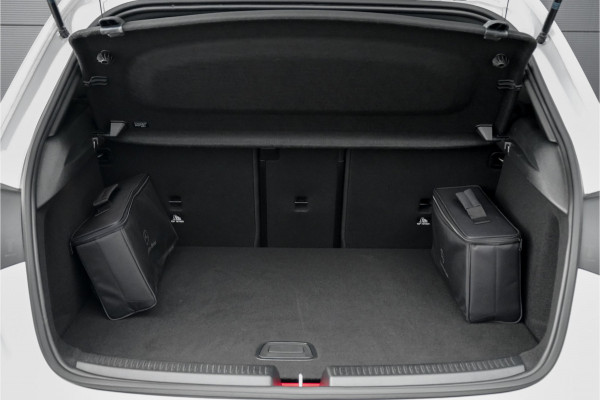 Mercedes-Benz A-Klasse 250 e Business Solution AMG Limited Pano Camera 19"