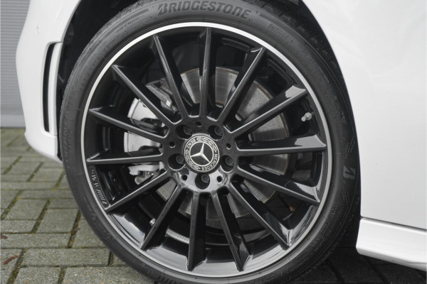 Mercedes-Benz A-Klasse 250 e Business Solution AMG Limited Pano Camera 19"