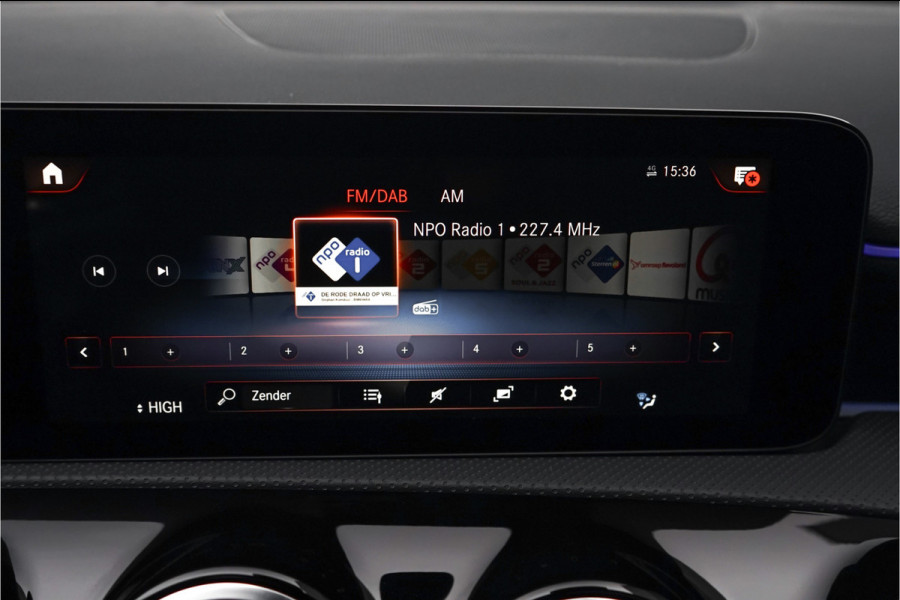 Mercedes-Benz A-Klasse 250 e Business Solution AMG Limited Pano Camera 19"