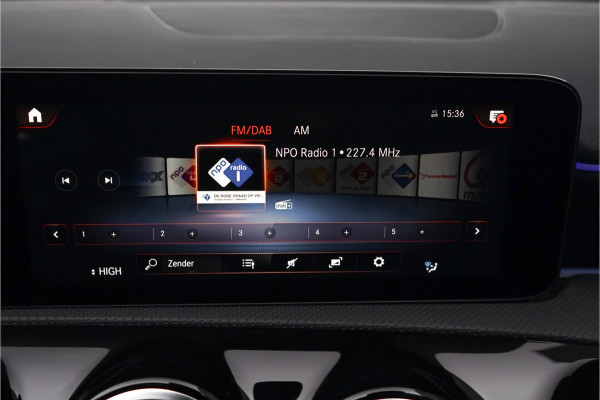 Mercedes-Benz A-Klasse 250 e Business Solution AMG Limited Pano Camera 19"