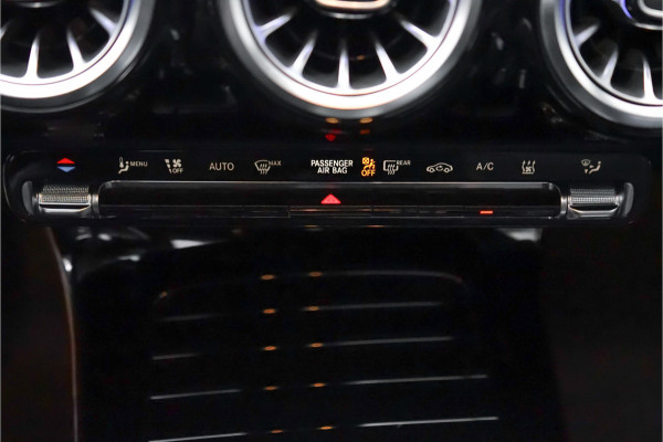 Mercedes-Benz A-Klasse 250 e Business Solution AMG Limited Pano Camera 19"