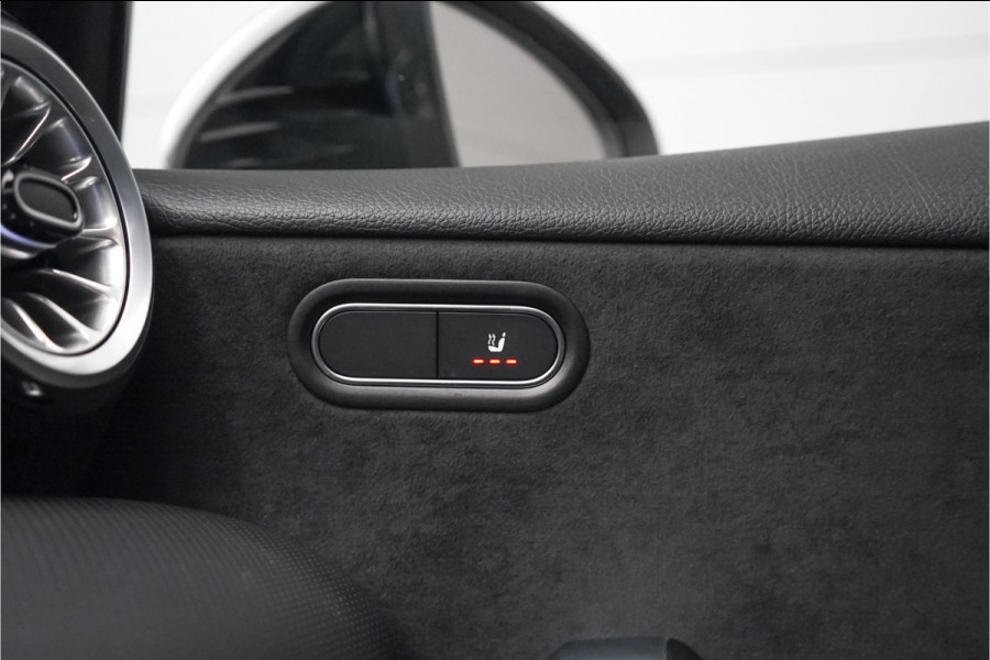 Mercedes-Benz A-Klasse 250 e Business Solution AMG Limited Pano Camera 19"