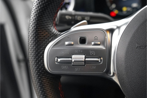 Mercedes-Benz A-Klasse 250 e Business Solution AMG Limited Pano Camera 19"