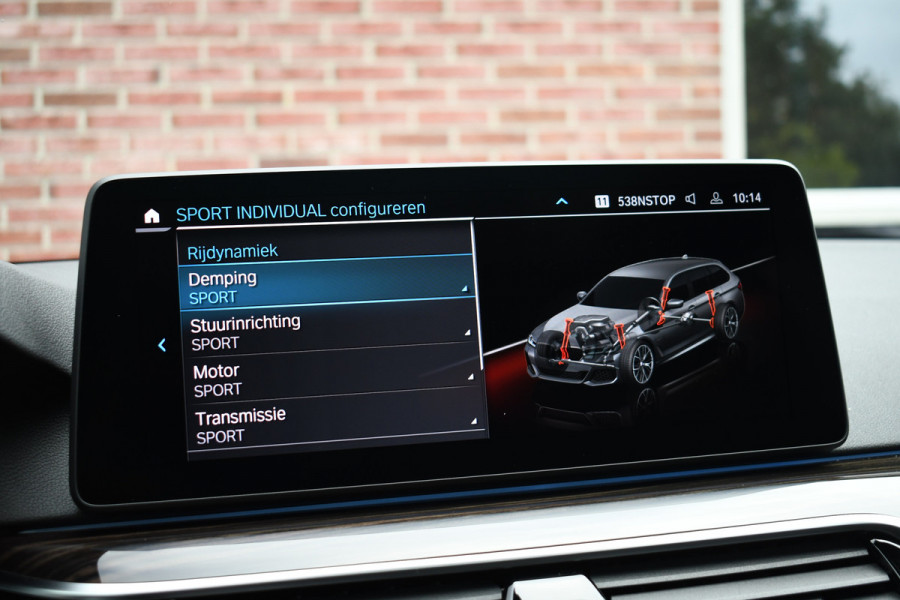 BMW 5 Serie Touring 530e 292pk M-Sport Pano ACC 360 HUD Laser 4wielbest Comf-stoel