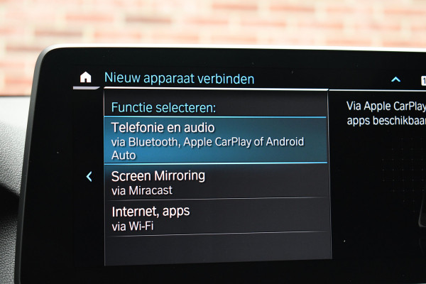 BMW 5 Serie Touring 530e 292pk M-Sport Pano ACC 360 HUD Laser 4wielbest Comf-stoel