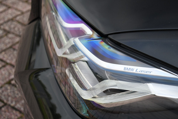 BMW 5 Serie Touring 530e 292pk M-Sport Pano ACC 360 HUD Laser 4wielbest Comf-stoel