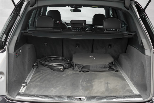 Audi Q7 55 TFSI e quattro Pro Line+ S Line Luchtv Matrix LED Trekhaak B&O
