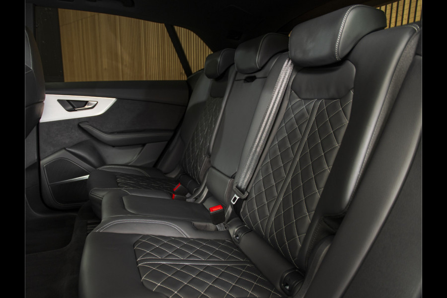 Audi Q8 55 TFSI e quattro Pro Line S PANO-23"-ASS PLUS-B&O