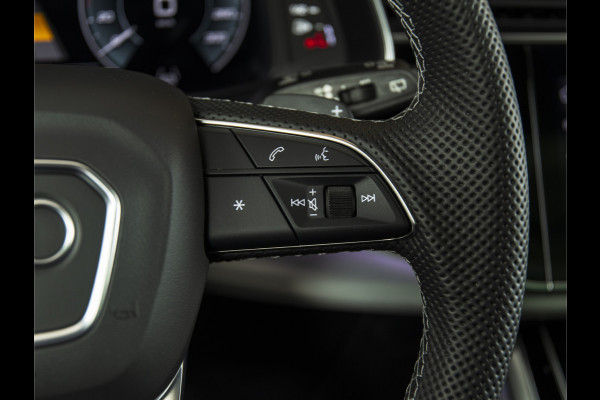 Audi Q8 55 TFSI e quattro Pro Line S PANO-23"-ASS PLUS-B&O