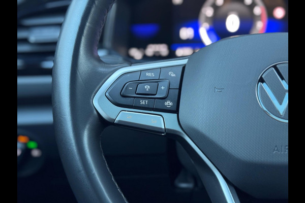 Volkswagen T-Roc 1.5 TSI R-Line Pano/AppleCar/ACC