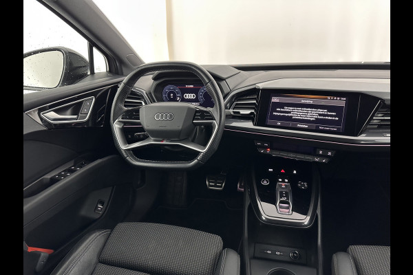 Audi Q4 e-tron 40 S-edition 77 kWh [ 3-Fase-11kW ] {SOH-89%} (INCL-BTW) *HEATPUMP | LEATHER-FABRIC | MATRIX-LED | ADAPTIVE-CRUISE | HEATED-SPORTSEATS | AMBIENTLIGHT | DIGI-COCKPIT | CAMERA | KEYLESS | DAB+ | NAVI-FULLMAP | TOWBAR | PRIVACYGLASS | 20"AL