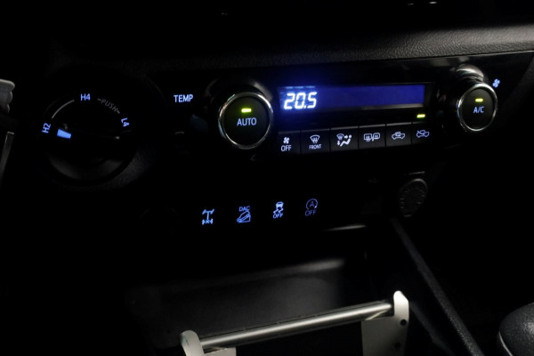 Toyota Hilux 2.4 D-4D-F 150pk E6 4WD 4x4 Double Cab Automaat 2/5-Persoons 08-2020