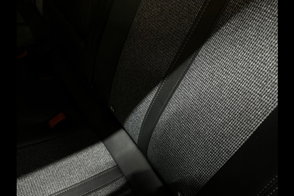 Peugeot 3008 1.2 PureTech Allure Garantie Carplay Camera Blindspot Cruise Navi Keyless Sfeer Clima Led Rijklaar