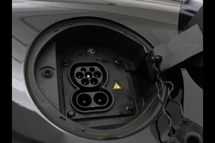 MG Marvel R Luxury 70 kWh | SOH 96% | Panoramadak | Stoelventilatie | Leder | 360 Camera | Adaptive cruise | Wamtepomp | Sfeerverlichting | Stoelverwarming | Carplay | Navigatie | Keyless