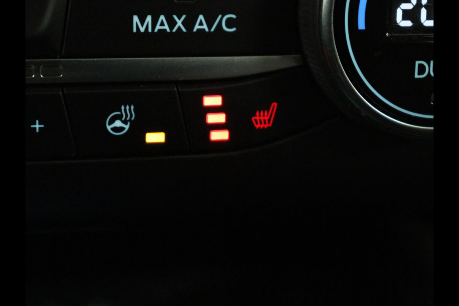 Ford Focus 1.0 EcoBoost Hybrid Titanium X | Stoelverwarming | Camera | Carplay | Digital Cockpit | Stuurverwarming | Keyless | Full LED | Parkeerhulp | Climate control | Cruise control