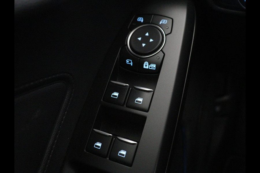 Ford Focus 1.0 EcoBoost Hybrid Titanium X | Stoelverwarming | Camera | Carplay | Digital Cockpit | Stuurverwarming | Keyless | Full LED | Parkeerhulp | Climate control | Cruise control