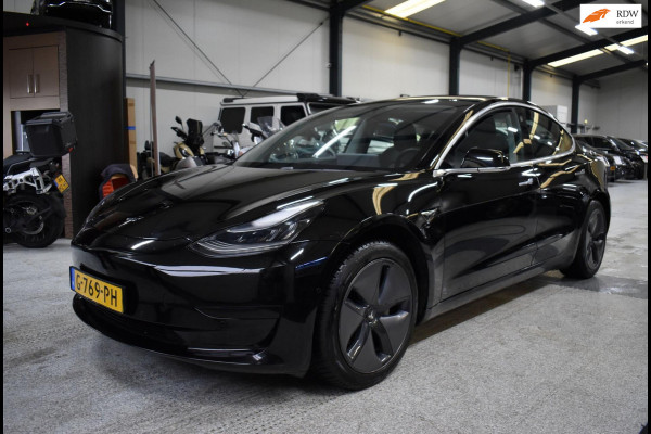 Tesla Model 3 Standard RWD Plus 60 kWh / Leder / AutoPilot 3 / Self Driving / APK /