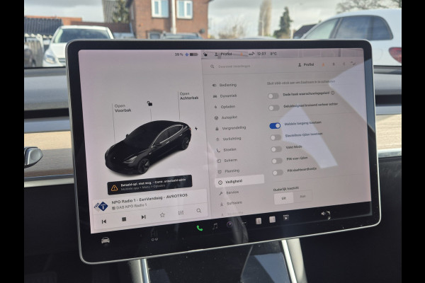 Tesla Model 3 Standard RWD Plus 60 kWh / Leder / AutoPilot 3 / Self Driving / APK /