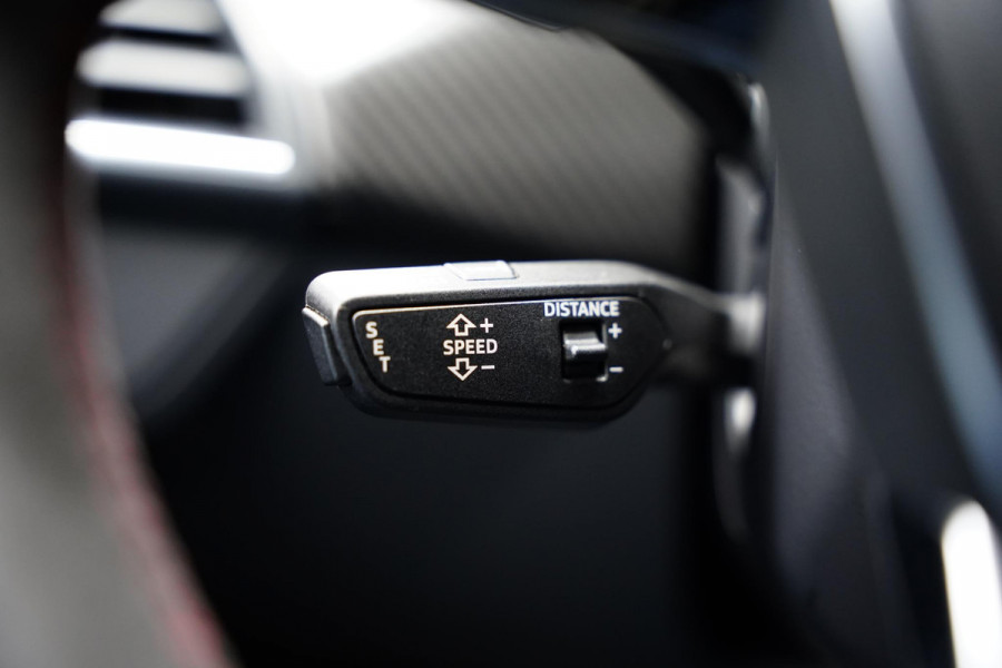 Audi e-tron GT RS Audi e-tron GT RS Carbon B&O Head Up