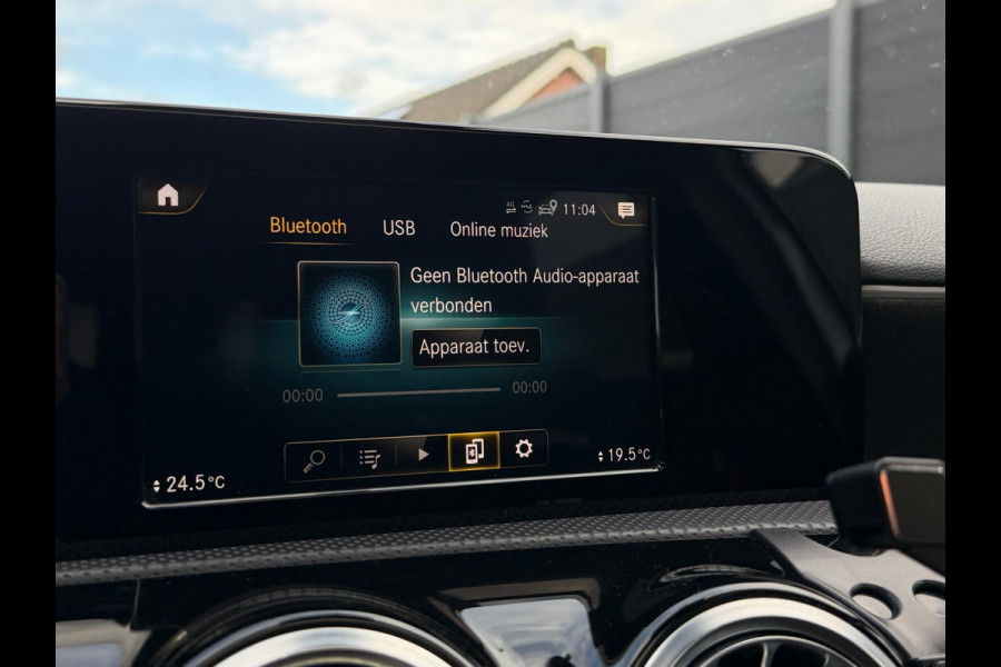 Mercedes-Benz A-Klasse 200 AMG Pakket Panorama CarPlay