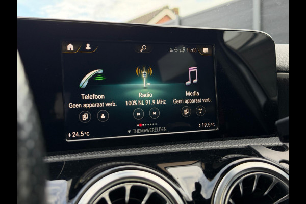 Mercedes-Benz A-Klasse 200 AMG Pakket Panorama CarPlay