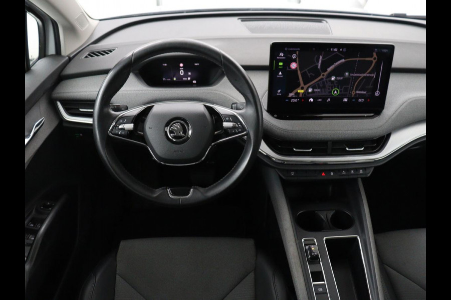 Škoda ENYAQ iV 60 | SOH 92% | Trekhaak | Half leder | Sfeerverlichting | Carplay | Navigatie | 19'' | Cruise control | Parkeerhulp | Full LED