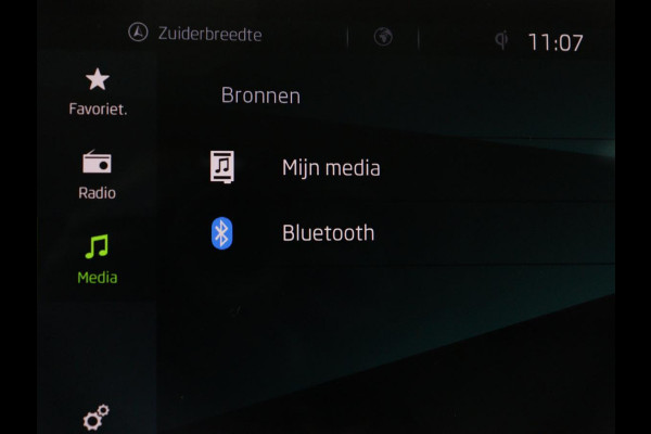 Škoda ENYAQ iV 60 | SOH 92% | Trekhaak | Half leder | Sfeerverlichting | Carplay | Navigatie | 19'' | Cruise control | Parkeerhulp | Full LED