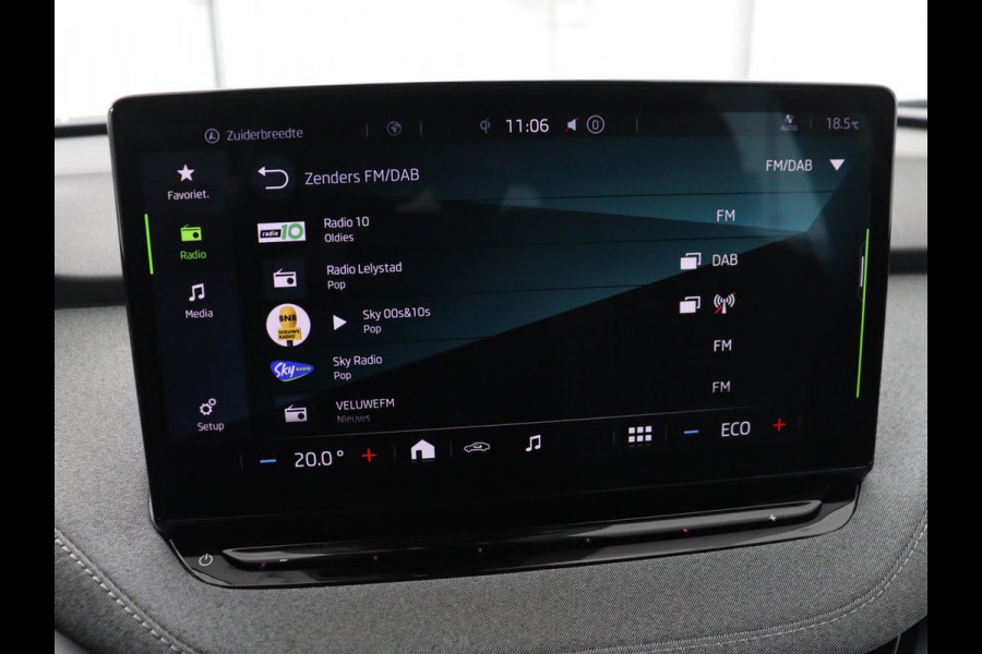 Škoda ENYAQ iV 60 | SOH 92% | Trekhaak | Half leder | Sfeerverlichting | Carplay | Navigatie | 19'' | Cruise control | Parkeerhulp | Full LED