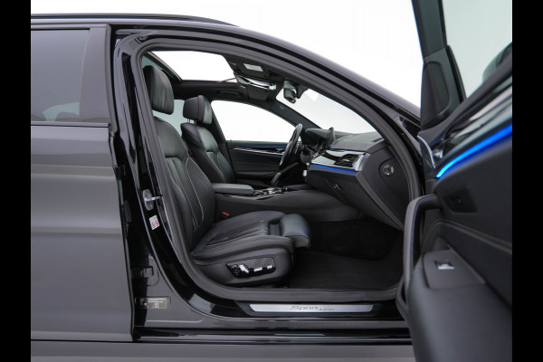 BMW 5 Serie Touring 530d Sportline High Executive Aut. *PANO | LEATHER | FULL-LED | MEMORY-PACK | TOP-VIEW | HEATED-COMFORTSEATS | NAVI-FULLMAP | PRIVACY-GLASS | AMBIENT-LIGHT | ECC | CARPLAY | PDC | TOWBAR | SHIFT-PADDLES | 20"ALU*