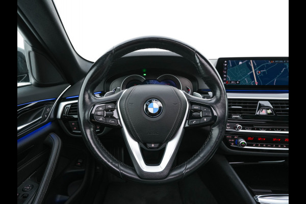 BMW 5 Serie Touring 530d Sportline High Executive Aut. *PANO | LEATHER | FULL-LED | MEMORY-PACK | TOP-VIEW | HEATED-COMFORTSEATS | NAVI-FULLMAP | PRIVACY-GLASS | AMBIENT-LIGHT | ECC | CARPLAY | PDC | TOWBAR | SHIFT-PADDLES | 20"ALU*