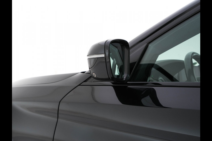 BMW 5 Serie Touring 530d Sportline High Executive Aut. *PANO | LEATHER | FULL-LED | MEMORY-PACK | TOP-VIEW | HEATED-COMFORTSEATS | NAVI-FULLMAP | PRIVACY-GLASS | AMBIENT-LIGHT | ECC | CARPLAY | PDC | TOWBAR | SHIFT-PADDLES | 20"ALU*