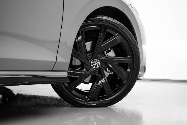 Volkswagen Golf 1.5 eTSI R-Line Business |3x R-Line|Pano|Ambient|VOLL|